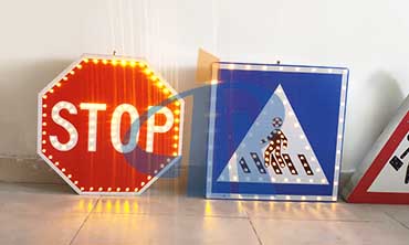 solar traffic signs